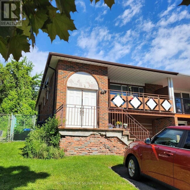 property at 2675 Sherhill Dr