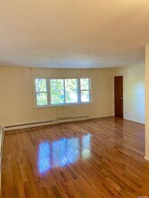 144-31 183rd St-Unit -2 in Queens, NY - Foto de edificio - Building Photo