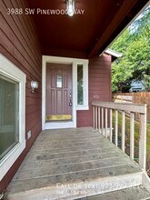 3988 SW Pinewood Way in Beaverton, OR - Building Photo - Building Photo