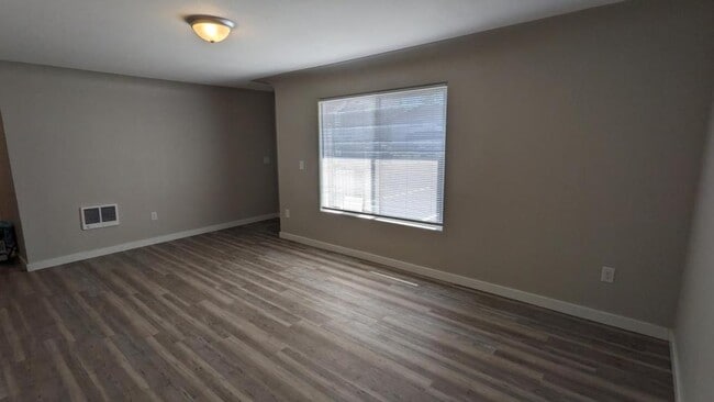 3965 Hayesville Dr NE in Salem, OR - Building Photo - Building Photo