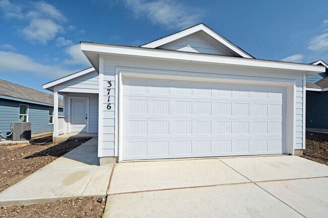 property at 3716 Axis Hl St