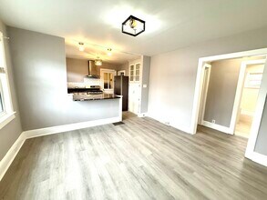 519 N Lincoln Ave in Moorestown, NJ - Building Photo - Building Photo