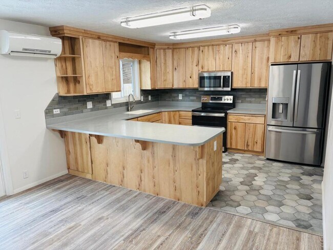 1728 Olympia St in Idaho Falls, ID - Building Photo - Building Photo