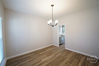 118 Exmoor Circle in Bloomingdale, GA - Building Photo - Building Photo