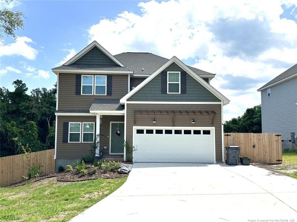 339 N Stephens St in Southern Pines, NC - Building Photo