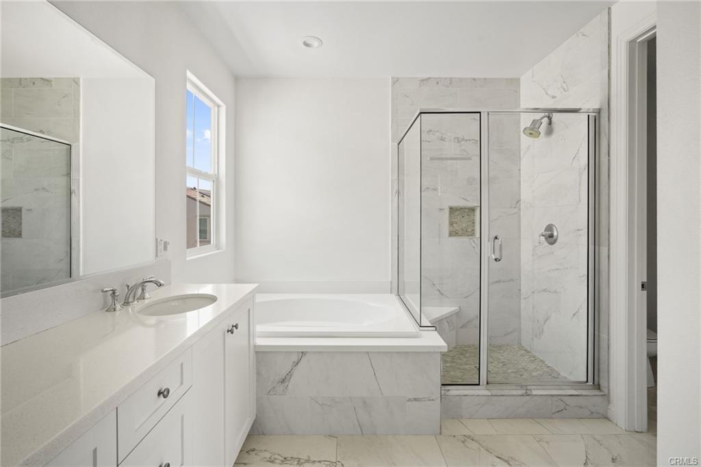 20810 Acorn Cir in Los Angeles, CA - Building Photo