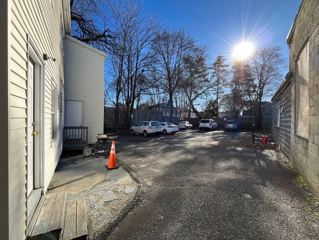 2572 Massachusetts Ave, Unit 2