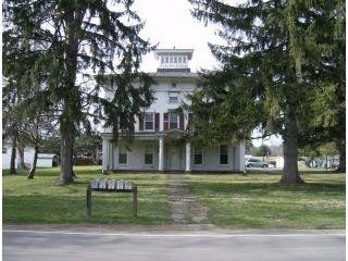 2867 Old Berwick Rd in Bloomsburg, PA - Building Photo