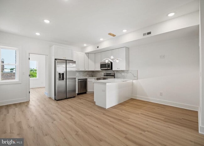 property at 2204 N 2nd St