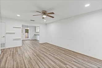 5907 Windham Ct in Mobile, AL - Building Photo - Building Photo