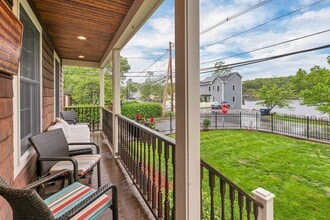 92 Shadow Lake Rd in Salem, NH - Building Photo - Building Photo