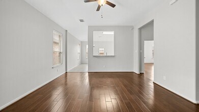 15710 Flagstone Walk Way in Houston, TX - Building Photo - Building Photo