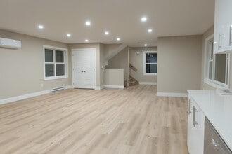 3 Charlton Ave in Halifax, NS - Building Photo - Building Photo
