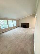 7161 Havenside Dr in Sacramento, CA - Foto de edificio - Building Photo