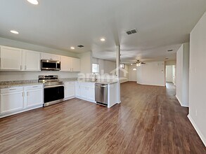 16617 J Cheshier Ct in Justin, TX - Building Photo - Building Photo