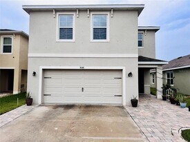 8086 Pelican Reed Cir in Wesley Chapel, FL - Building Photo