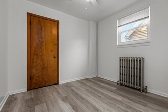 1088 Milltown Rd in Verona, PA - Building Photo - Building Photo