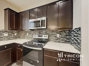 1420 S Ponderosa Dr in Gilbert, AZ - Building Photo - Building Photo