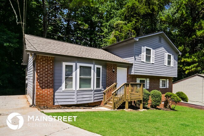 5338 Olde St in Stone Mountain, GA - Building Photo - Building Photo