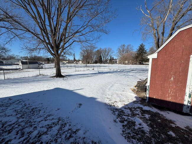 property at 1516 Garden Ave