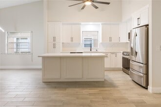 5284 Tiffany Anne Cir in West Palm Beach, FL - Building Photo - Building Photo