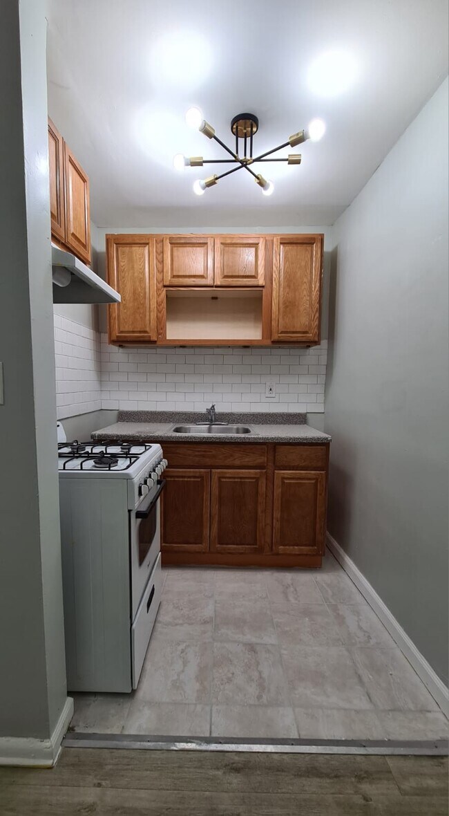 77 Grafton Ave Apartments and Nearby Newark Apartments For Rent