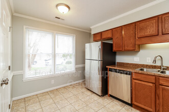 4627 Lawndale Dr in Greensboro, NC - Building Photo - Building Photo