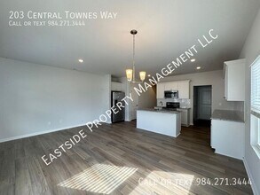 203 Central Townes Wy in Raleigh, NC - Building Photo - Building Photo