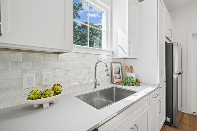 Hamlet Barclay West - Homes & Townhomes for Rent