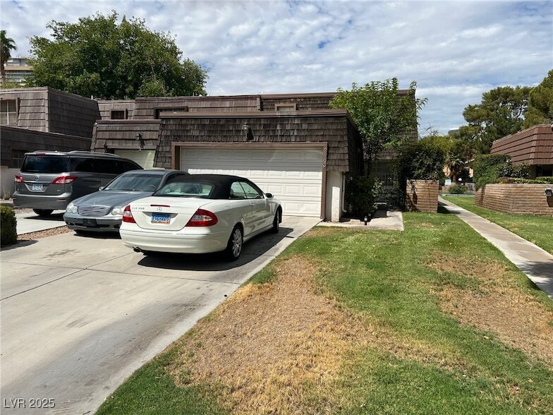 2963 Pinehurst Dr in Las Vegas, NV - Building Photo