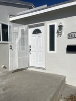 6647 Val Verde Ave, Unit Whole house in Buena Park, CA - Building Photo