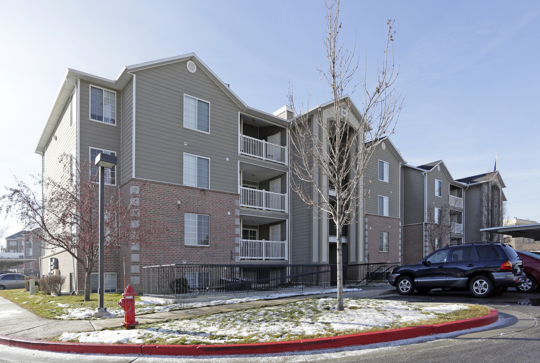 Parkgate Apartments in Salt Lake City, UT - Building Photo