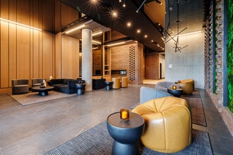 Lynk in Montréal, QC - Building Photo - Lobby