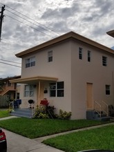 310 S 17th Ave in Hollywood, FL - Building Photo - Building Photo