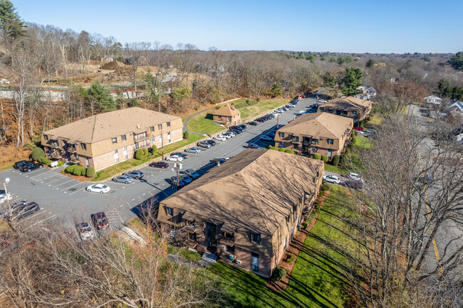 Riverbend Condominiums in Haverhill, MA - Building Photo - Building Photo