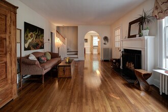 10 Valley View Ave in Gladstone, NJ - Building Photo - Building Photo