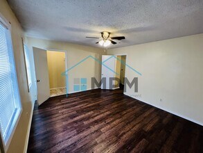 62 W Elmwood Dr-Unit -A in Monroe, LA - Building Photo - Building Photo