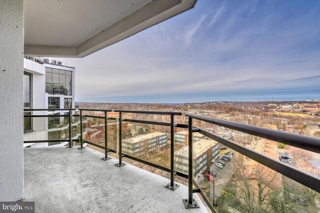 property at 1530 Key Blvd