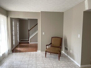 3790 Oak Park Dr in Suwanee, GA - Building Photo - Building Photo