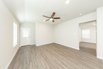 15631 Buffalo Mdw Ct in Houston, TX - Building Photo - Building Photo