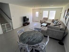 5324 Gabby Pass in Bryan, TX - Building Photo - Building Photo