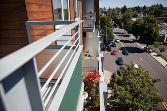 The Beverly in Portland, OR - Foto de edificio - Building Photo