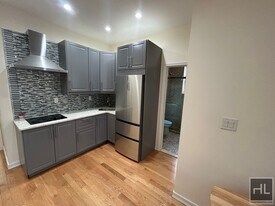 426 Foster Ave in Brooklyn, NY - Building Photo