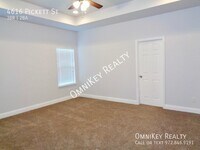 4616 Pickett St photo'