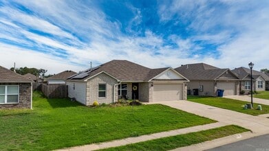 10313 Brandi Kay Dr in North Little Rock, AR - Building Photo - Building Photo