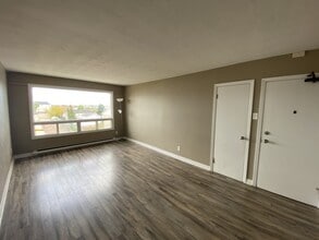 34 Verdun St in Moncton, NB - Building Photo - Building Photo