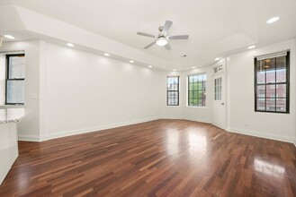 1519 E Marquette Rd in Chicago, IL - Building Photo - Building Photo