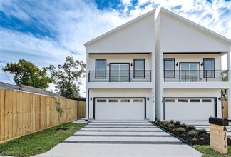 3714 Mainer St in Houston, TX - Building Photo - Building Photo