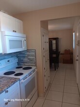 200 Bonnie Blvd in Palm Springs, FL - Building Photo - Building Photo