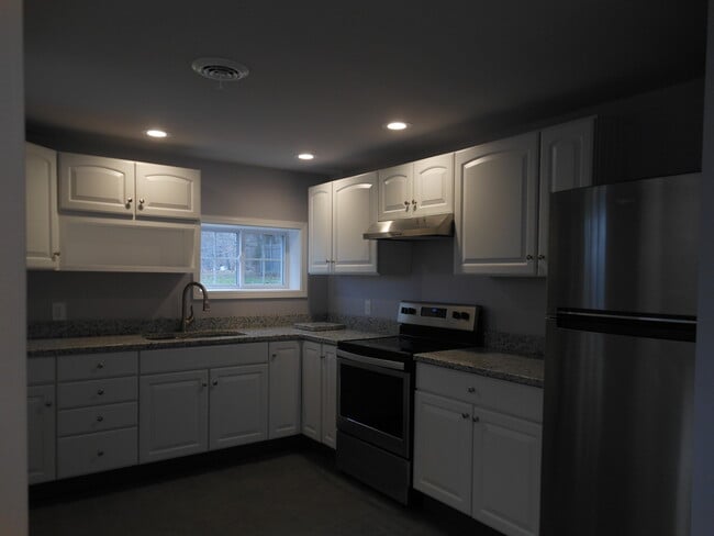 1871 Blue Ball Rd in Elkton, MD - Building Photo - Building Photo